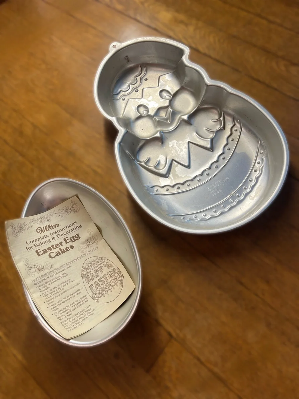 Vintage Easter Cake Pan Bundle - Silver Aluminum